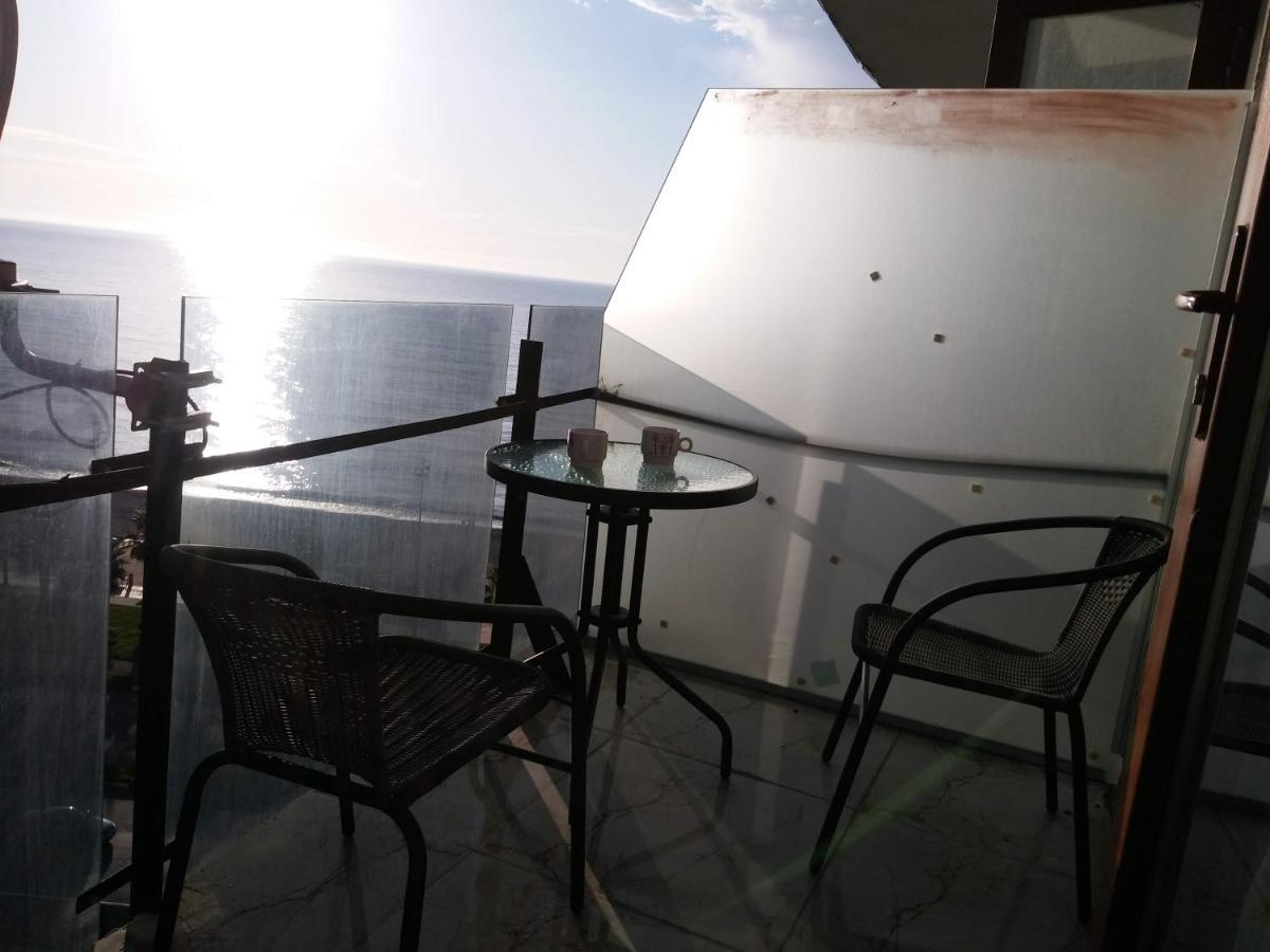 Apartment On The Back Sea Batumi Kültér fotó