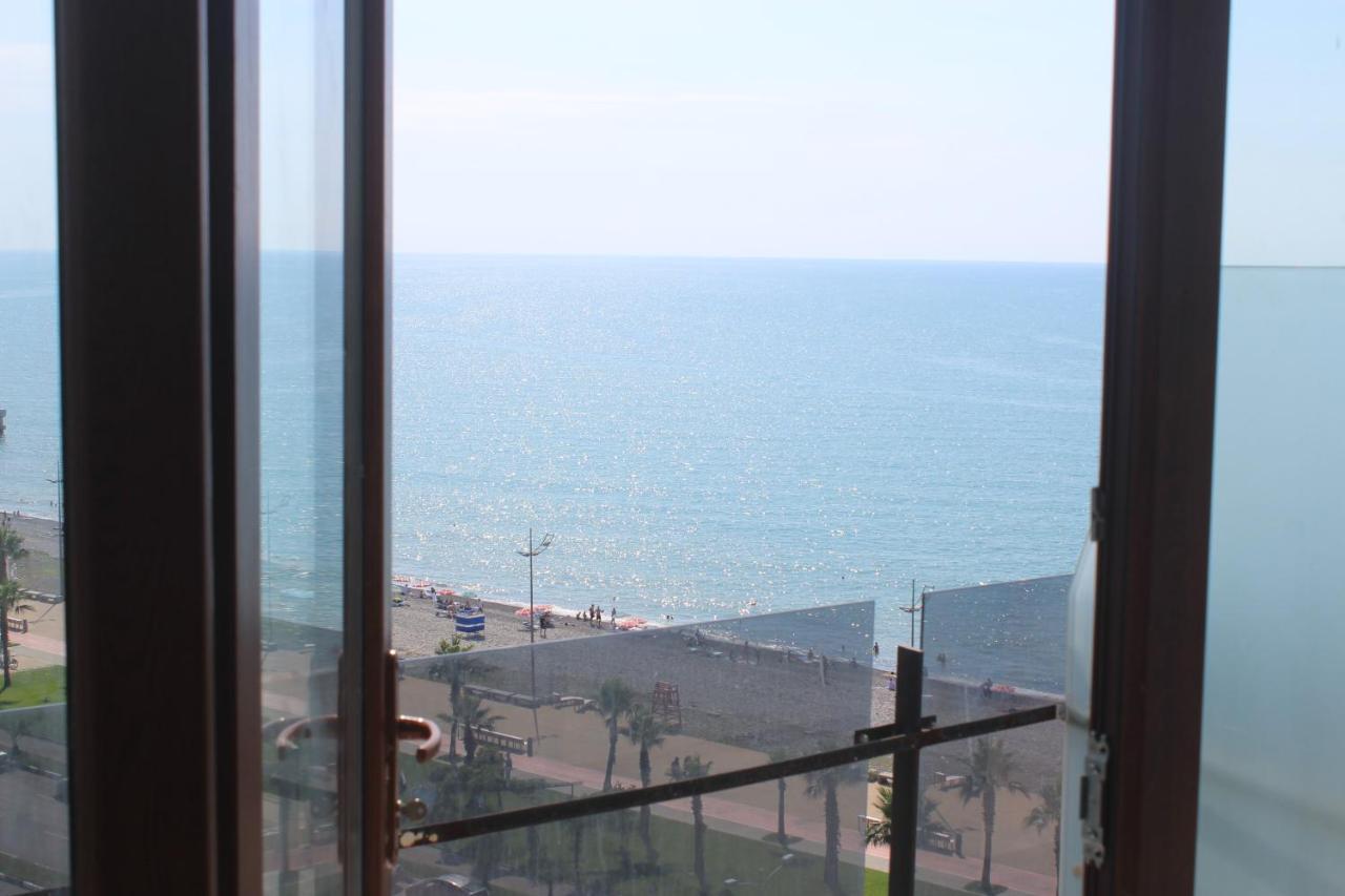Apartment On The Back Sea Batumi Kültér fotó