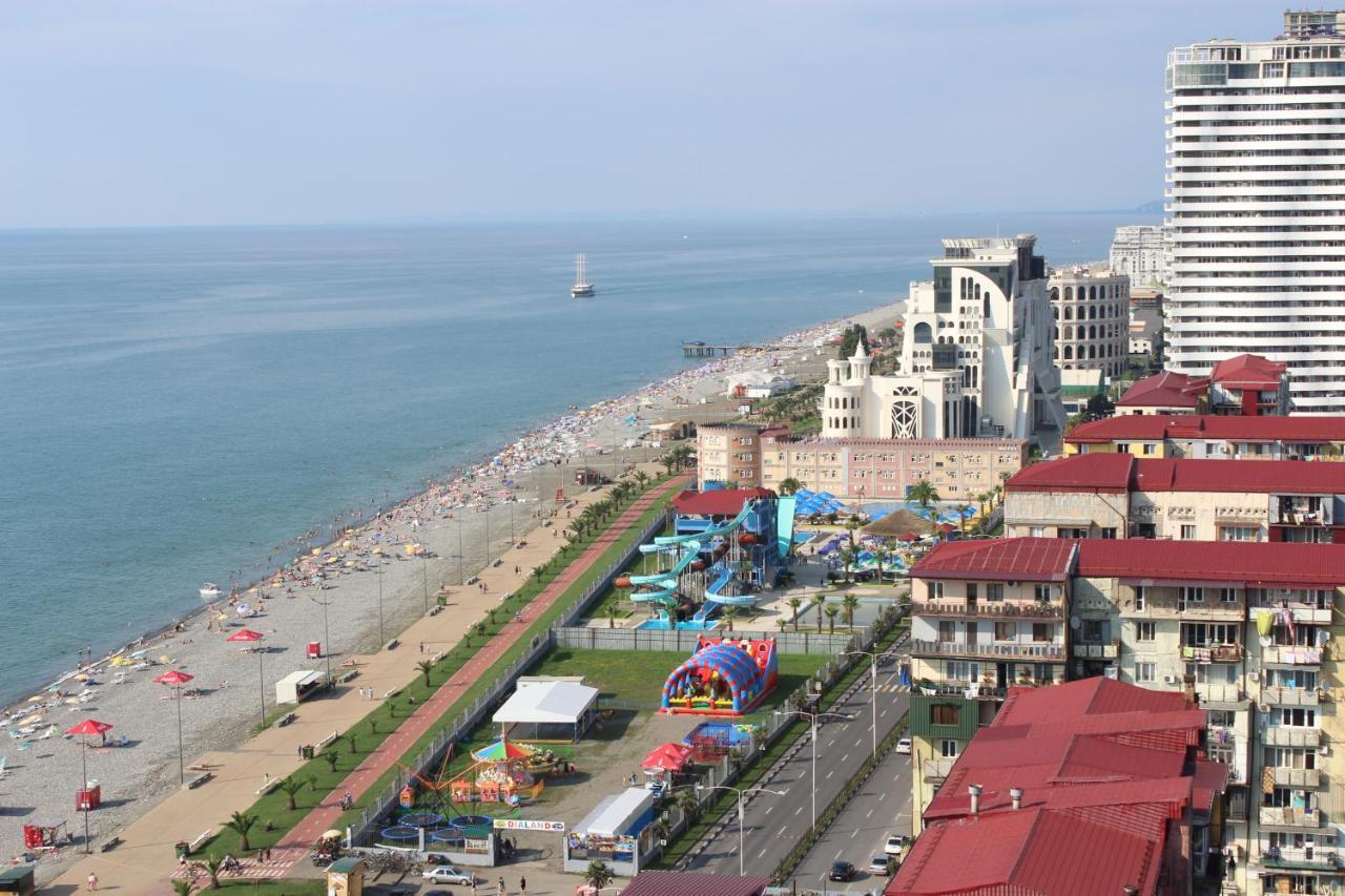 Apartment On The Back Sea Batumi Kültér fotó